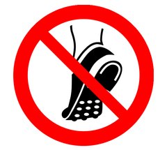 Знак Запрещено носить обувь с металлическими шипами